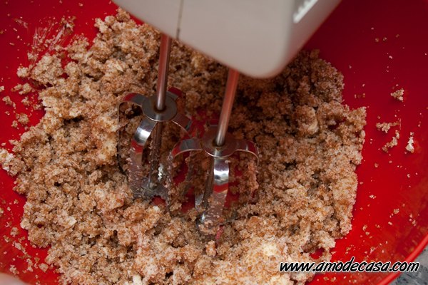 Ingredientes para las galletas de chocolate, pistachos y sal