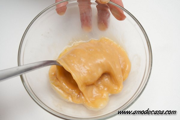Ingredientes para las galletas de chocolate, pistachos y sal