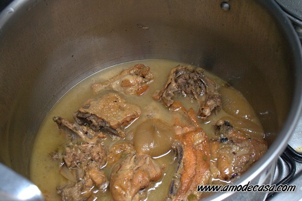 Fondo de pollo
