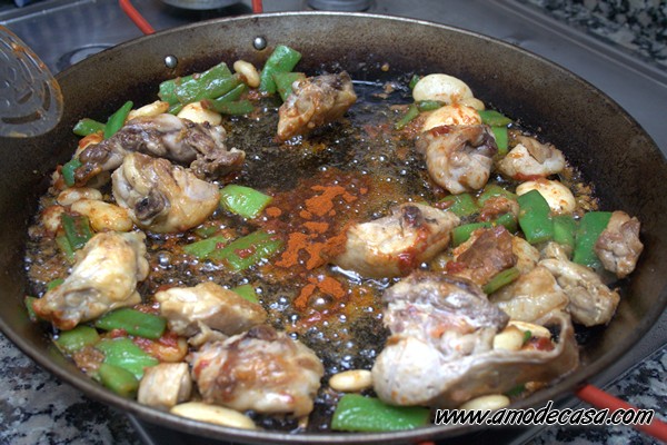 Paella Valenciana Tradicional Paella Valenciana Tradicional